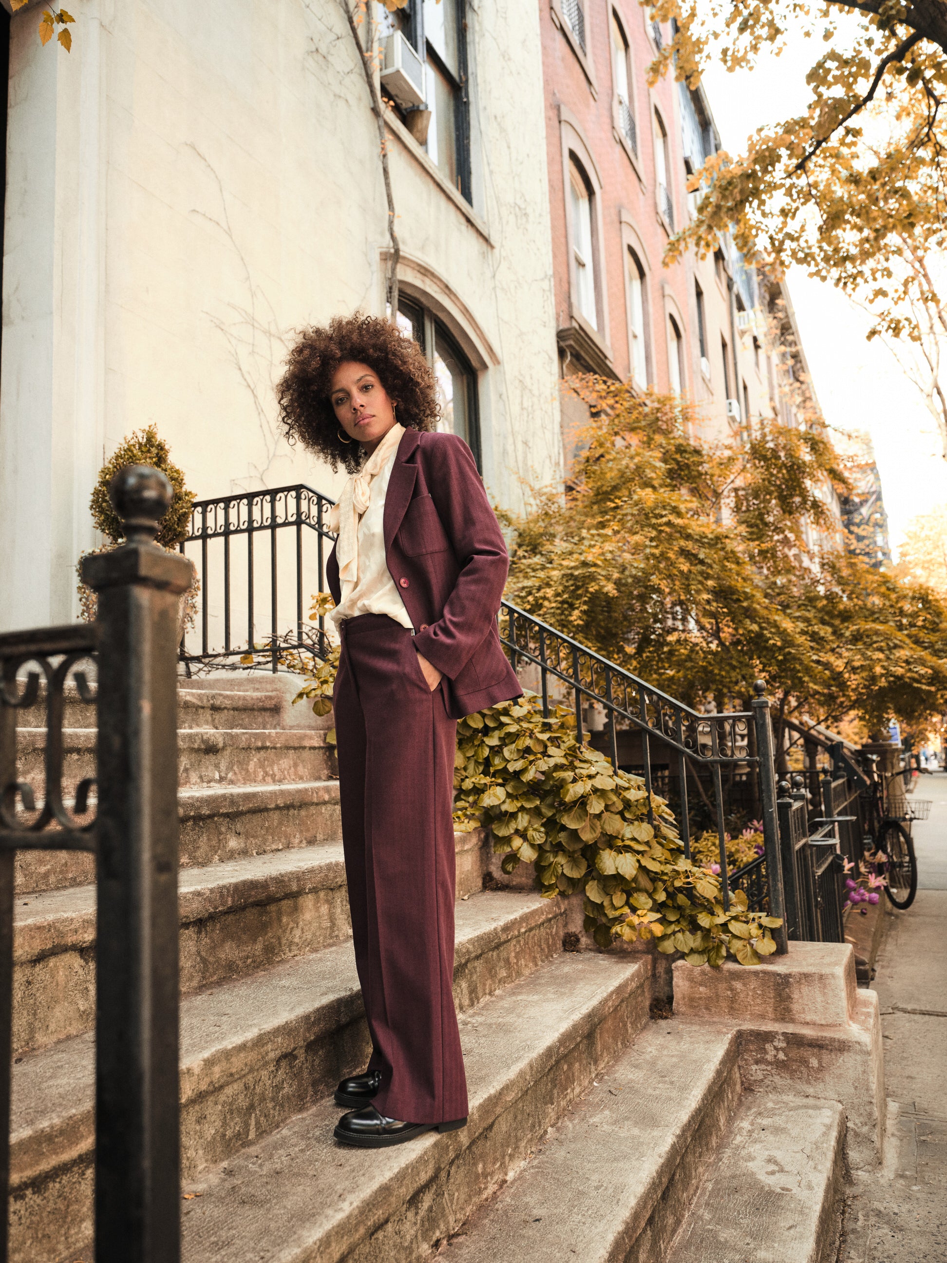 Packshot / Oxblood Red / Details